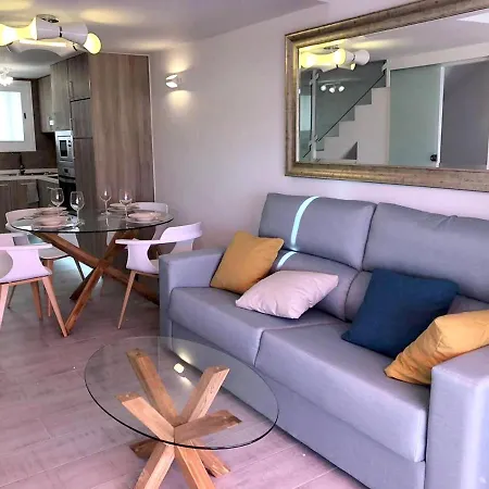 One Bedroom At Playa De La Americas 200 M Away From The With Sea View Balcony And Wifi